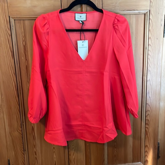 Tuckernuck Tops - NWT Tuckernuck V-Neck Poppy Red Shirt, Size Small